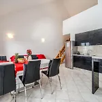 Apartment - With Swimming Pool & Amazing Seaviews, Above Bijaka Milna (Brac)