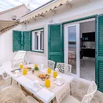- With Swimming Pool & Amazing Seaviews, Above Bijaka Apartment *