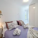 Apartment - With Swimming Pool & Amazing Seaviews, Above Bijaka