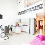 Apartment - With Swimming Pool & Amazing Seaviews, Above Bijaka Milna (Brac)
